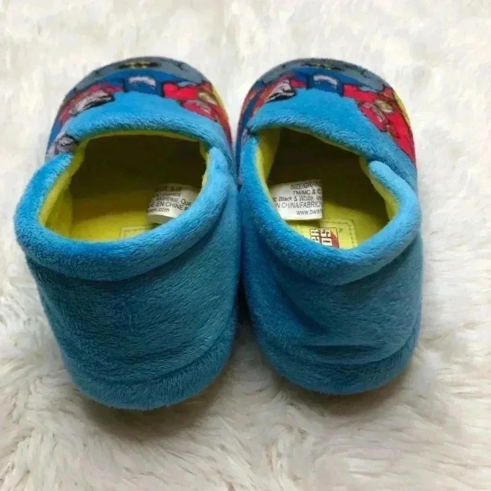 DC Super Friends Slippers Size 9-10 - Picture 4 of 10